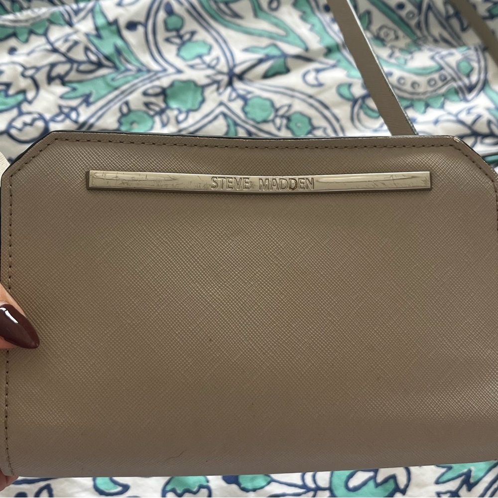 Gray Steve Madden Cross Body Purse